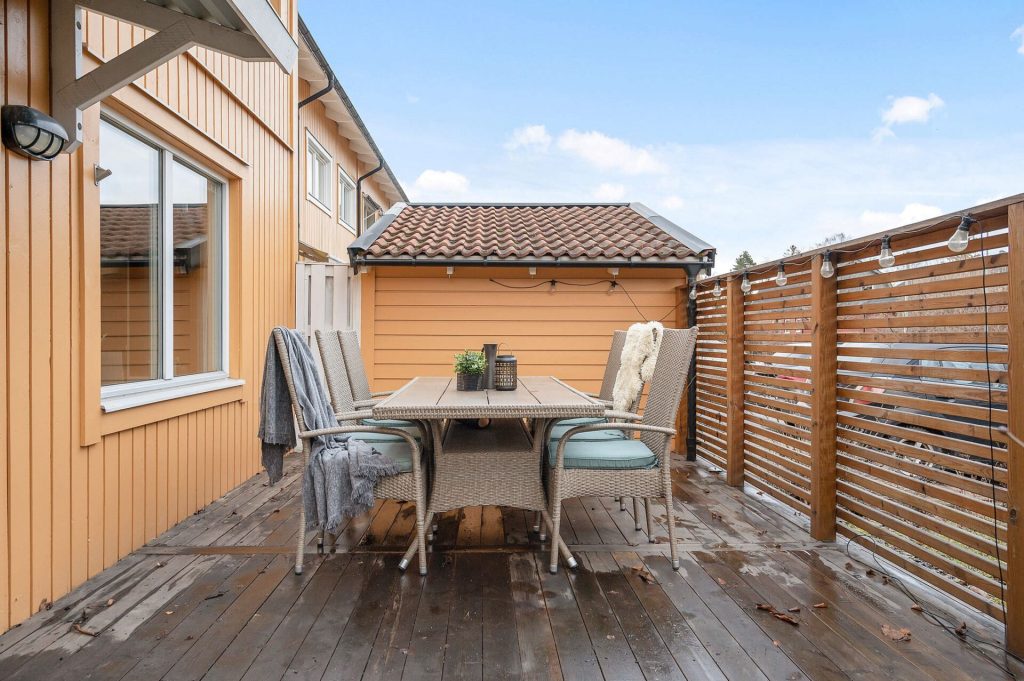 7. Nybyggd altan med grillplats Globen Blasut scaled