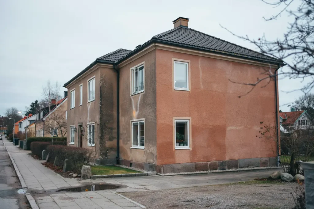 renovera fasad i mexitegel och mexisten s lyfter du husets utseende och h llbarhet